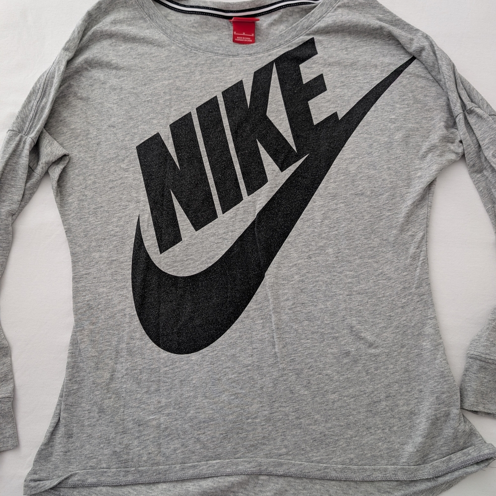 Nike Gray Long Sleeve Shirt